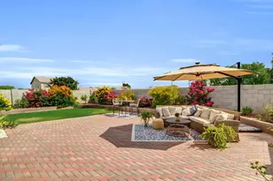 7823 S 23rd Pl, Phoenix, AZ 85042 - Photo 1