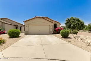 1046 S Sierra St, Gilbert, AZ 85296 - Photo 1