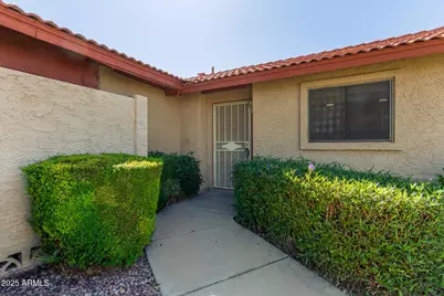 17225 N 16th Street #Unit 8, Phoenix, AZ 85022 - Photo 1