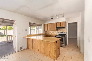 7062 W Garfield St, Phoenix, AZ 85043 - Photo 9