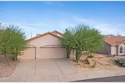 11623 S 46th Street, Phoenix, AZ 85044 - Photo 1