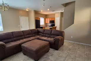 1347 E Dunbar Dr, Phoenix, AZ 85042 - Photo 1