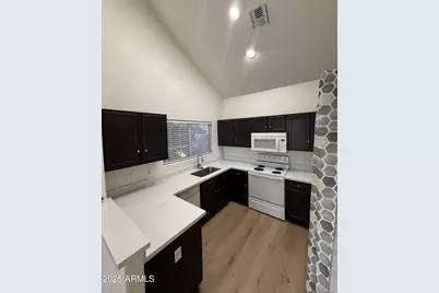 1633 E Lakeside Drive #Unit 65, Gilbert, AZ 85234 - Photo 1