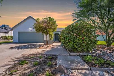9865 S 46th Street, Phoenix, AZ 85044 - Photo 1