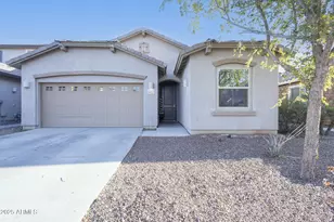 3927 E Blue Spruce Ln, Gilbert, AZ 85298 - Photo 1