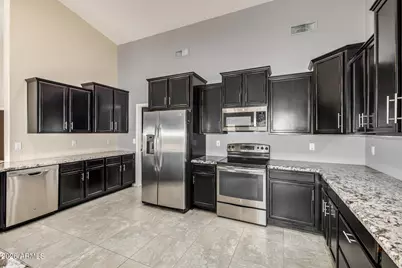 39730 N New River Road, Phoenix, AZ 85086 - Photo 11