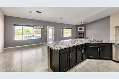 39730 N New River Road, Phoenix, AZ 85086 - Photo 13