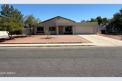 813 S Briar Road, Mesa, AZ 85204 - Photo 1