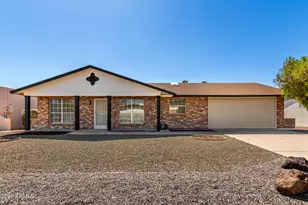 10621 W Lawrence Ln, Peoria, AZ 85345 - Photo 1