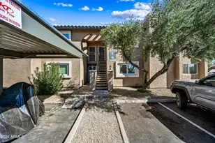 1560 W Sahuaro Dr, Phoenix, AZ 85029 - Photo 1