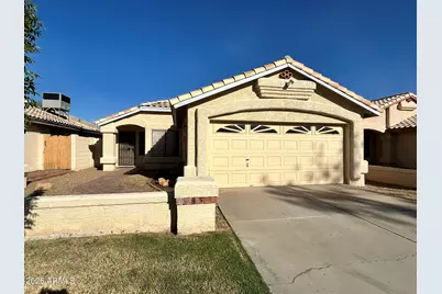 85 S Crestview Street, Chandler, AZ 85226 - Photo 1