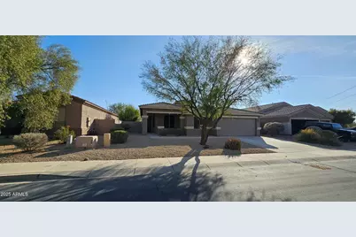 17913 W Desert View Lane, Goodyear, AZ 85338 - Photo 1