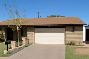 462 E Royal Palms Dr, Mesa, AZ 85203 - Photo 1