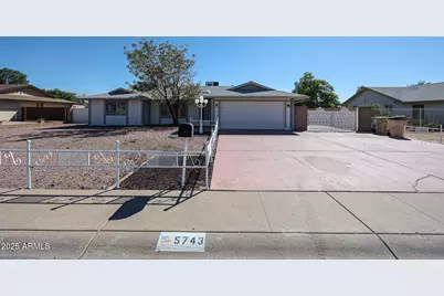 5743 W Monte Cristo Avenue, Glendale, AZ 85306 - Photo 1