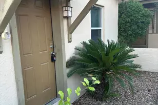 636 N 4th Ave, Phoenix, AZ 85003 - Photo 1
