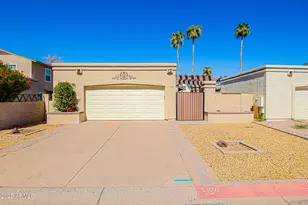 630 E Jensen St, Mesa, AZ 85203 - Photo 1