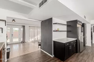 3701 W Griswold Rd, Phoenix, AZ 85051 - Photo 11