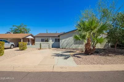 2613 N 70th Place, Scottsdale, AZ 85257 - Photo 1