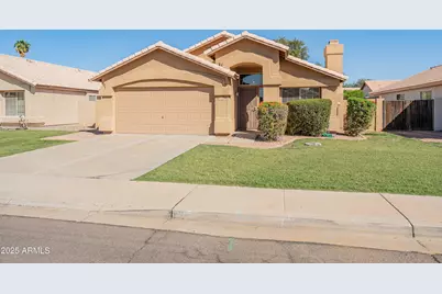 1046 W Tremaine Avenue, Gilbert, AZ 85233 - Photo 1