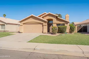1046 W Tremaine Ave, Gilbert, AZ 85233 - Photo 1