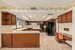 8651 E Thoroughbred Trail, Scottsdale, AZ 85258 - Photo 9