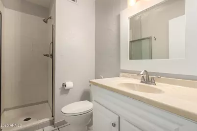 2228 E Campbell Avenue #116, Phoenix, AZ 85016 - Photo 15