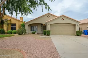 3138 E Wescott Dr, Phoenix, AZ 85050 - Photo 1