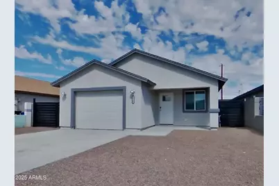 2748 E Pueblo, Phoenix, AZ 85040 - Photo 1