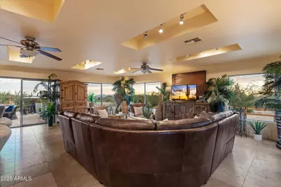 9040 E Jomax Road, Scottsdale, AZ 85262 - Photo 1