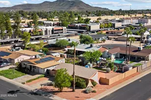 2813 W Port Royale Ln, Phoenix, AZ 85053 - Photo 1