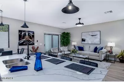 3824 E Monterey Way, Phoenix, AZ 85018 - Photo 1