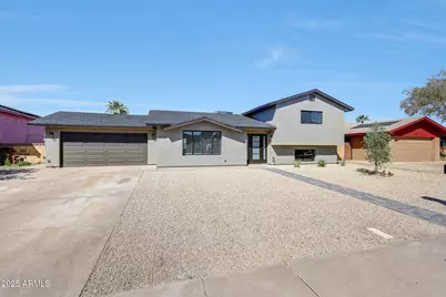 3116 W Gelding Drive, Phoenix, AZ 85053 - Photo 1