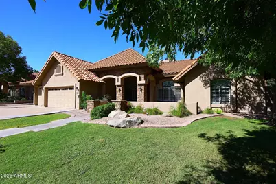 104 E Palomino Drive, Tempe, AZ 85284 - Photo 1