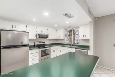 4810 W Laurel Lane, Glendale, AZ 85304 - Photo 13