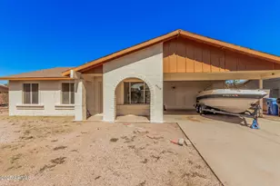 4502 E Pecan Rd, Phoenix, AZ 85040 - Photo 1