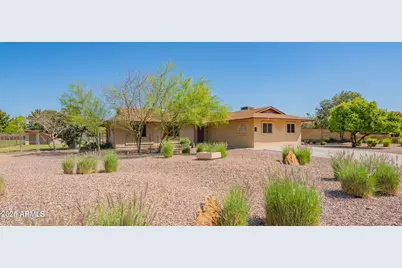 5210 W Monte Cristo Avenue, Glendale, AZ 85306 - Photo 1