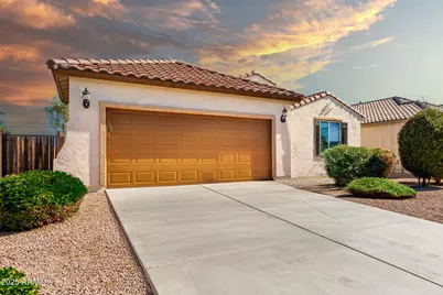 800 W Danish Red Trail, San Tan Valley, AZ 85143 - Photo 1