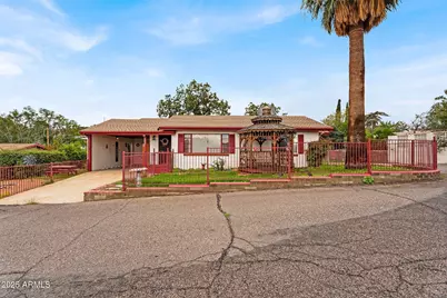 832 W Paxton Avenue, Miami, AZ 85539 - Photo 1