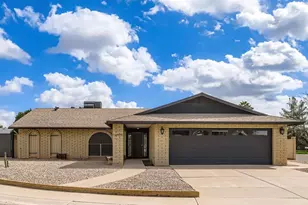 16405 N 49th Dr, Glendale, AZ 85306 - Photo 1