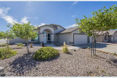 1173 E Betsy Lane, Gilbert, AZ 85296 - Photo 1