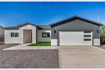 610 W Douglas Avenue, Coolidge, AZ 85128 - Photo 1