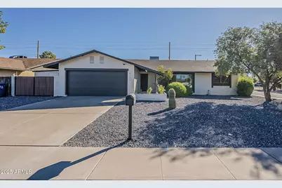 6737 S Palm Drive, Tempe, AZ 85283 - Photo 1