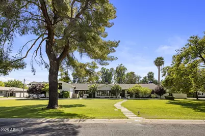 525 W Berridge Lane, Phoenix, AZ 85013 - Photo 1