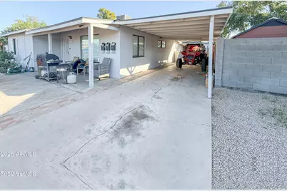 1221 E Highland Avenue #2, Phoenix, AZ 85014 - Photo 1