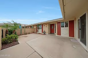 10617 W El Capitan Cir, Sun City, AZ 85351 - Photo 1