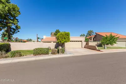 1202 E Northshore Drive, Tempe, AZ 85283 - Photo 1