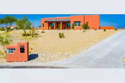 335 Latigo Way, Wickenburg, AZ 85390 - Photo 1