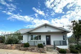 202 E Mesa St, Globe, AZ 85501 - Photo 1