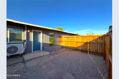 513 E Hatcher Road #3, Phoenix, AZ 85020 - Photo 1