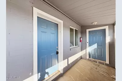 513 E Hatcher Road #Apt 9, Phoenix, AZ 85020 - Photo 1